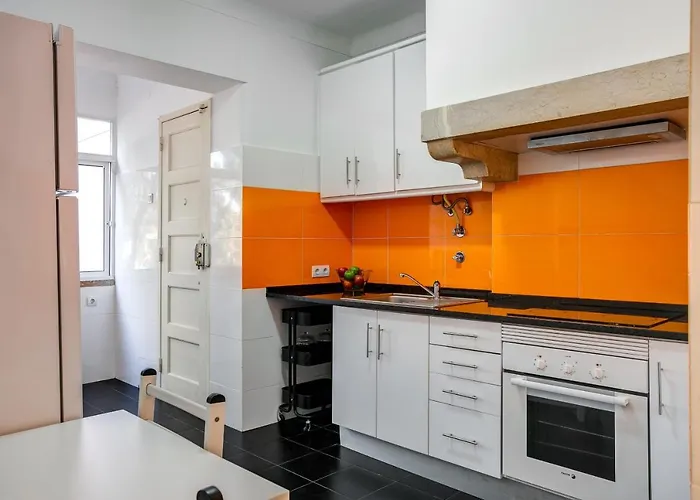 Hip And Spacious Tm Flat In Areeiro Apartment Lissabon